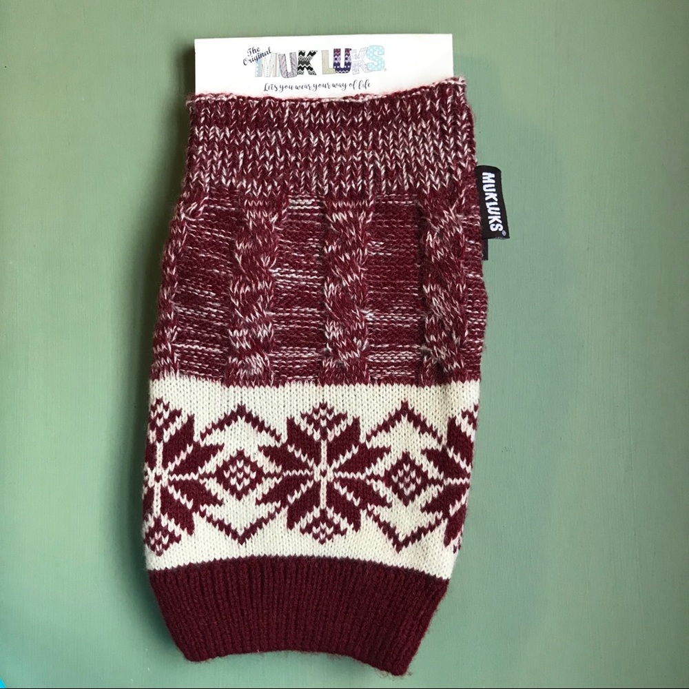 MUK LUKS Snowflake Chianti Red Sweater Pattern - Picture 1 of 3